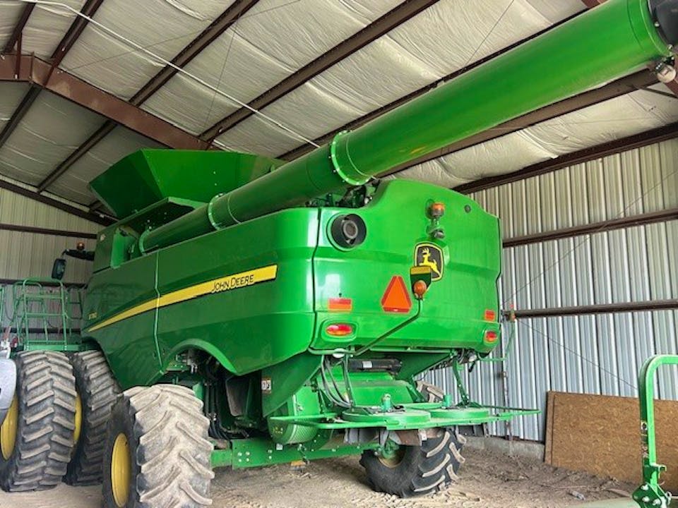 John Deere S780