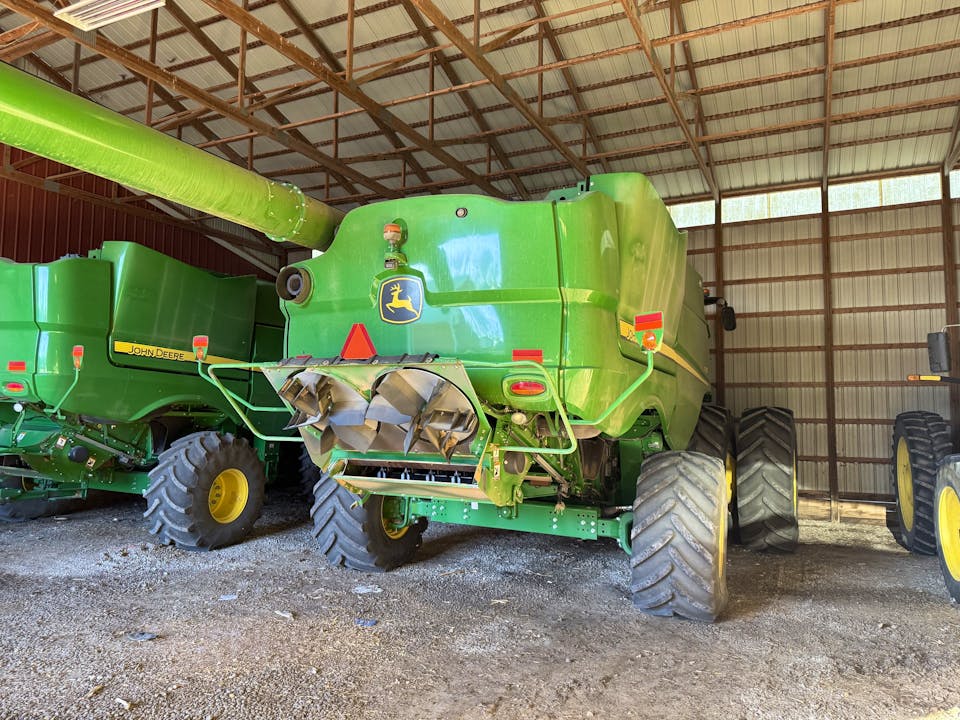 John Deere S780