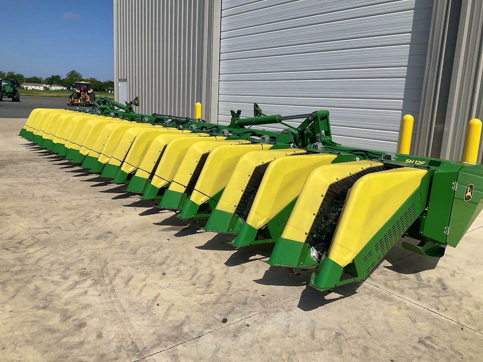 John Deere SH12F