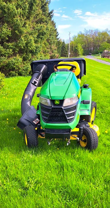 John Deere X354