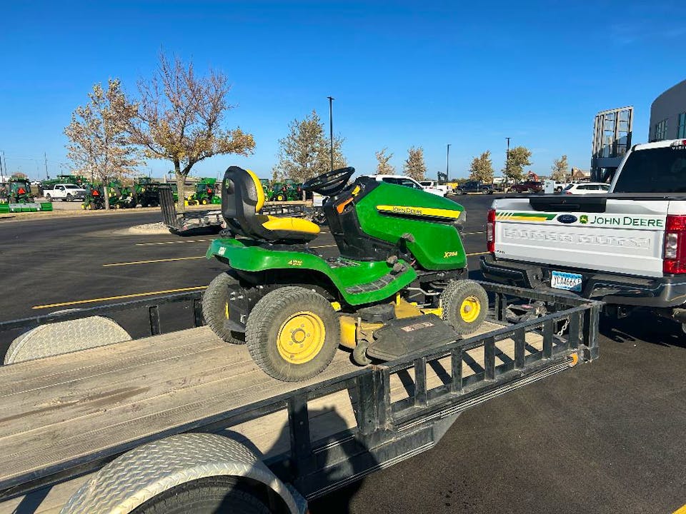 John Deere X384