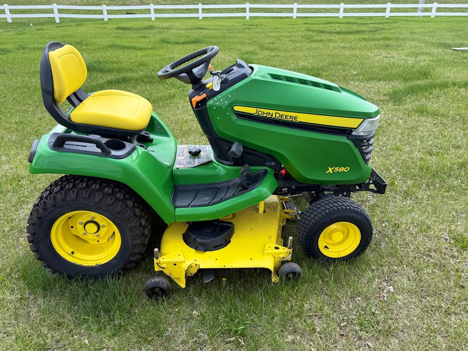John Deere X580