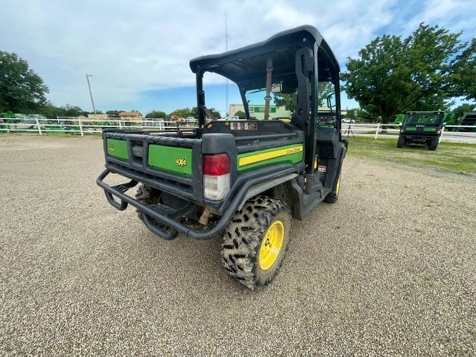 John Deere XUV835M