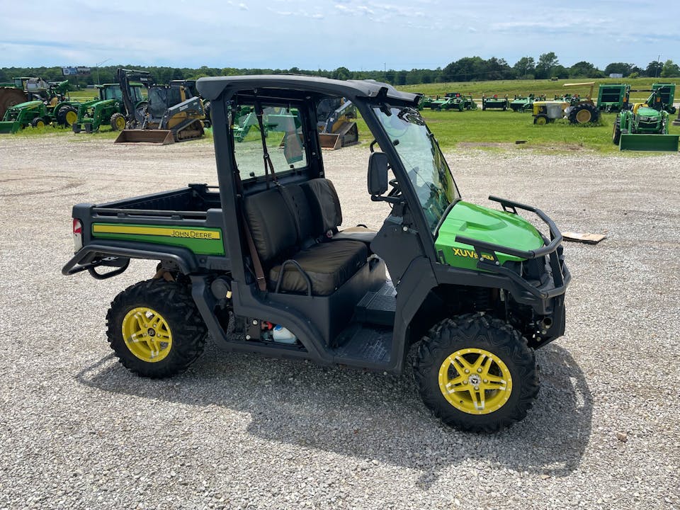 John Deere XUV835M