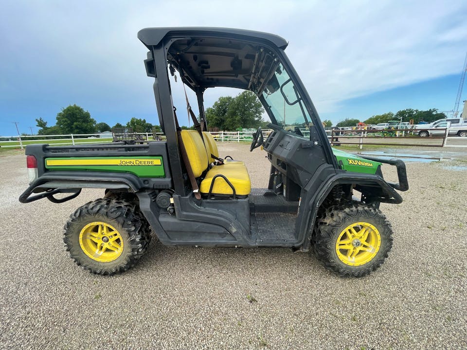 John Deere XUV835M