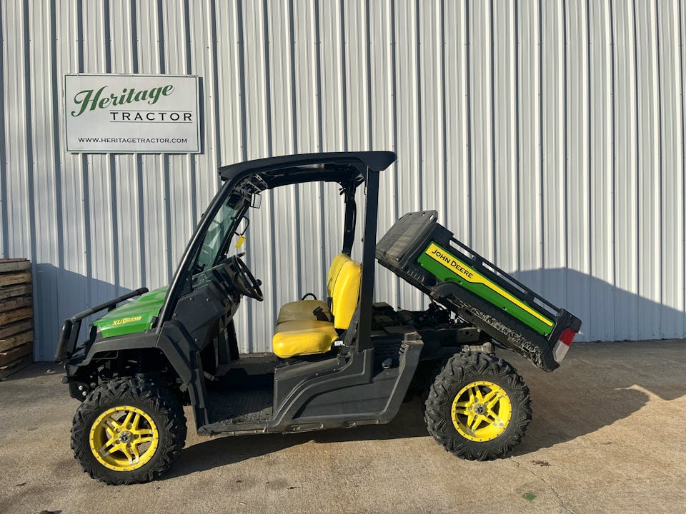 John Deere XUV835M
