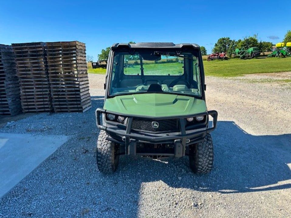 John Deere XUV835R