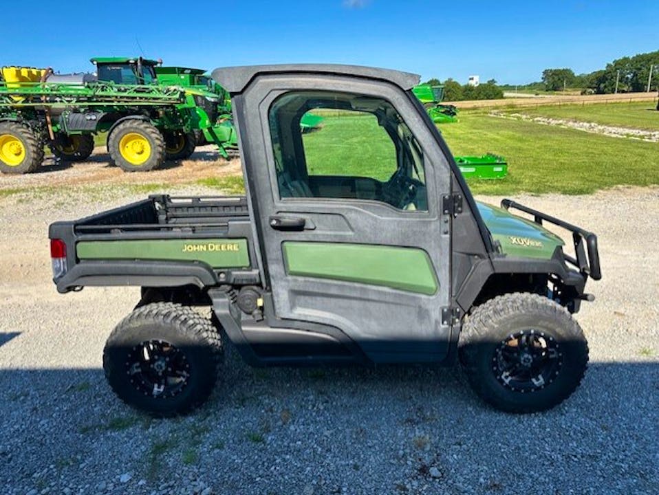 John Deere XUV835R