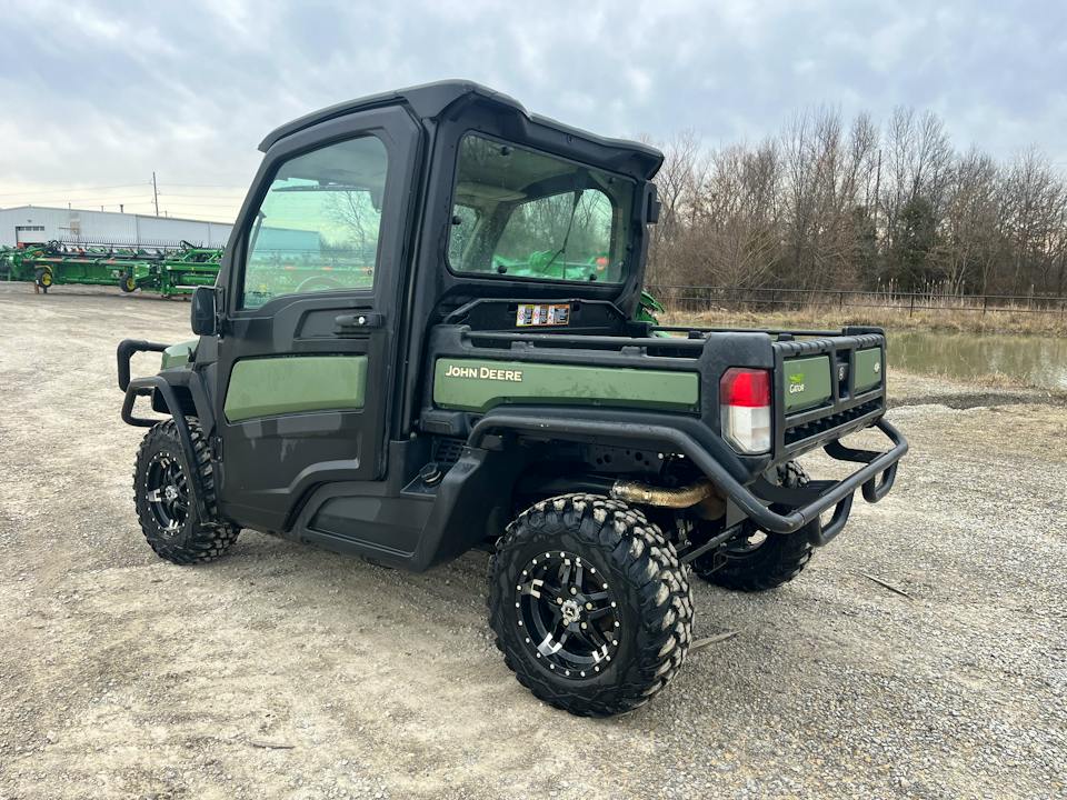 John Deere XUV835R