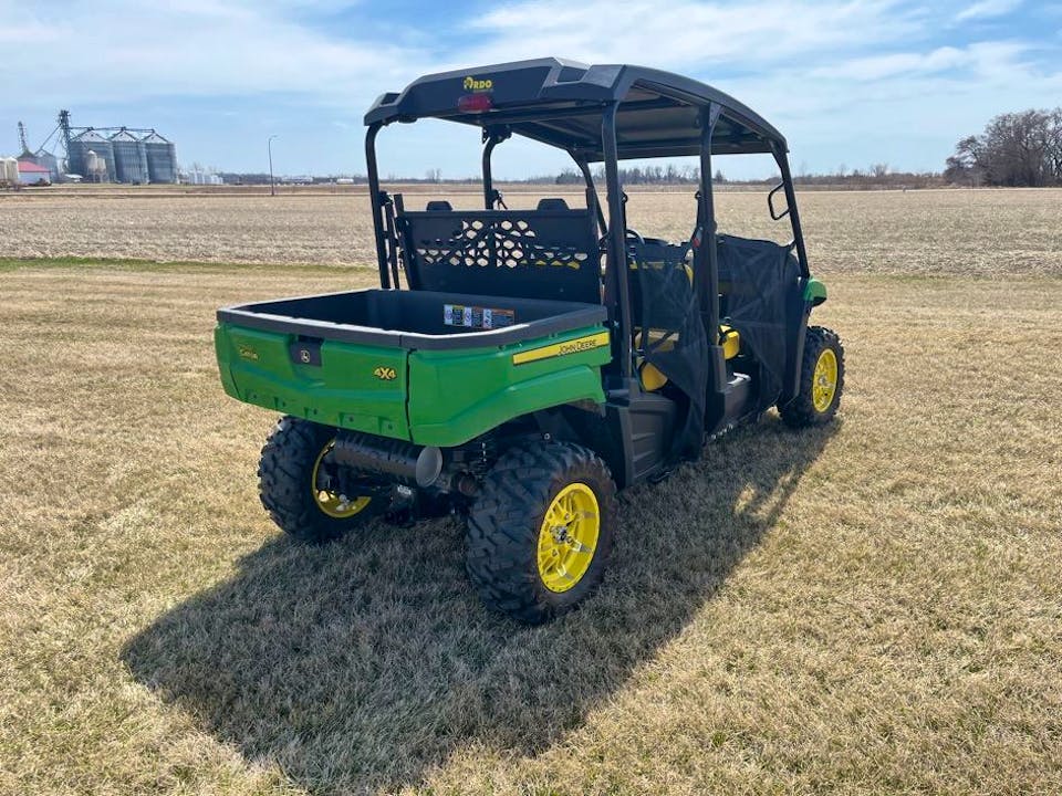John Deere XUV590M S4