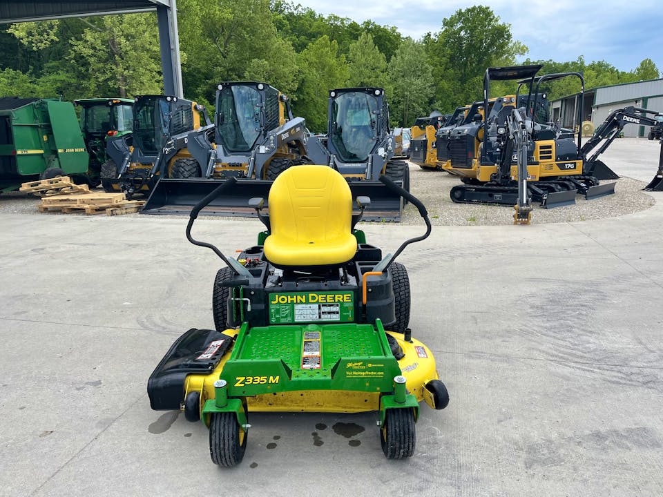 John Deere Z335M