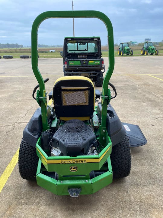 John Deere Z735E