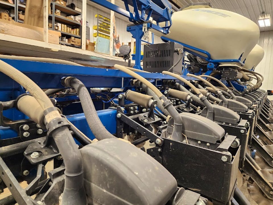 KINZE 3660