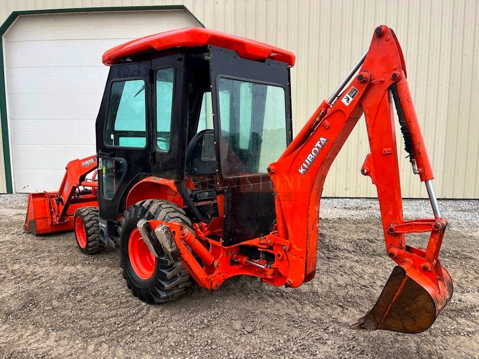 Kubota B26 TLB
