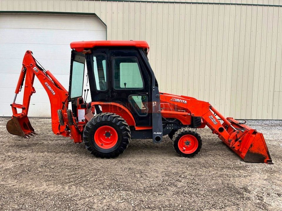 Kubota B26 TLB
