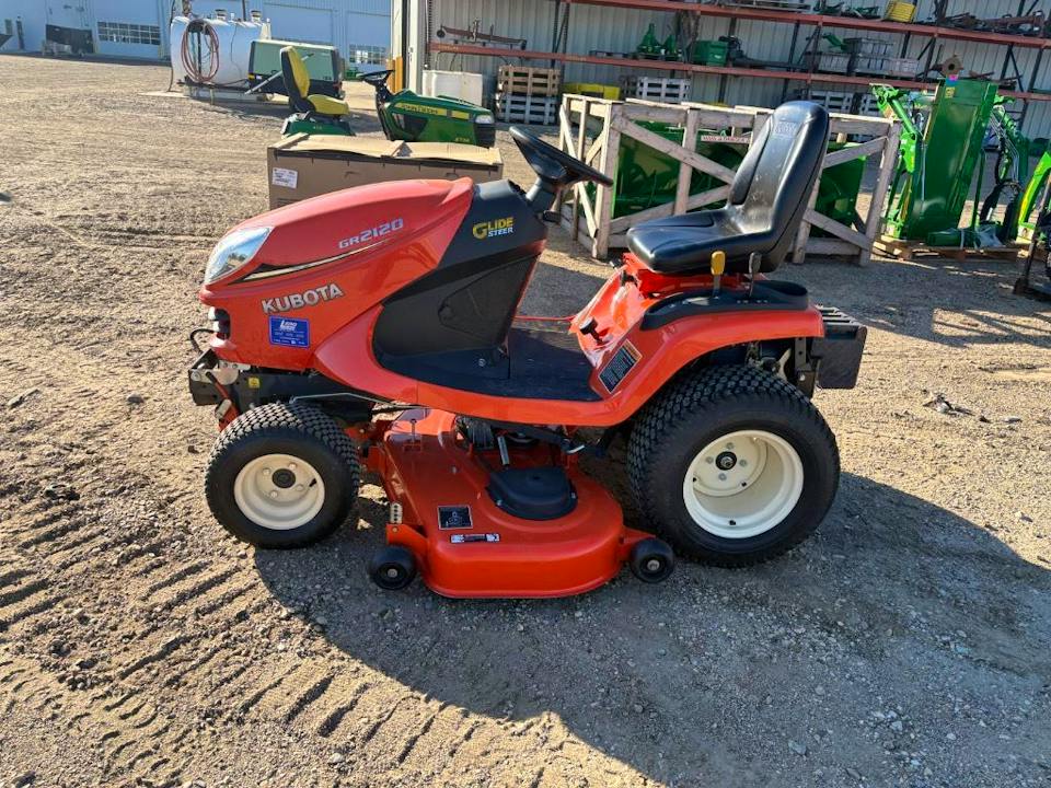 Kubota GR2120