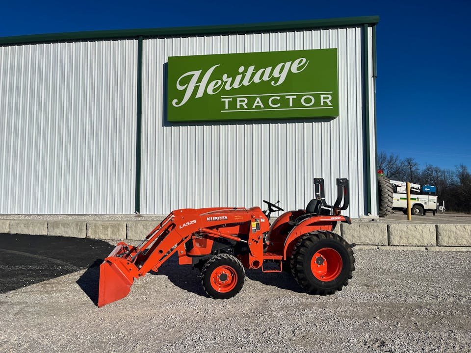 Kubota L3301