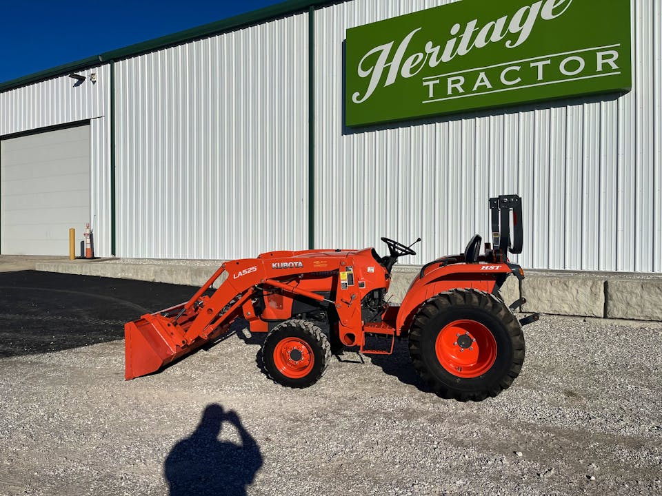 Kubota L3301