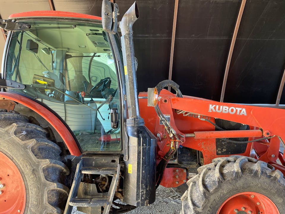 Kubota M6-131