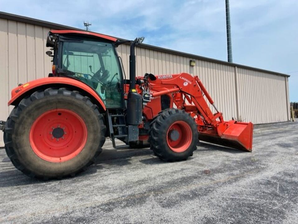 Kubota M7-152