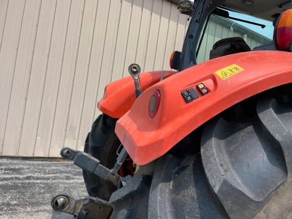 Kubota M7-152