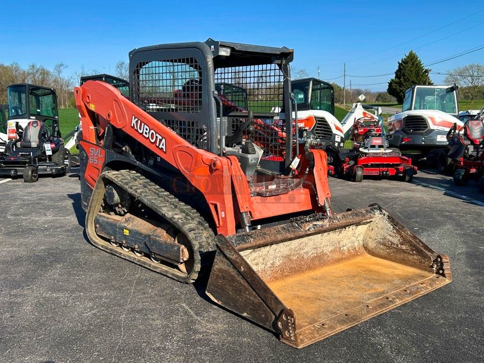 Kubota SVL65-2
