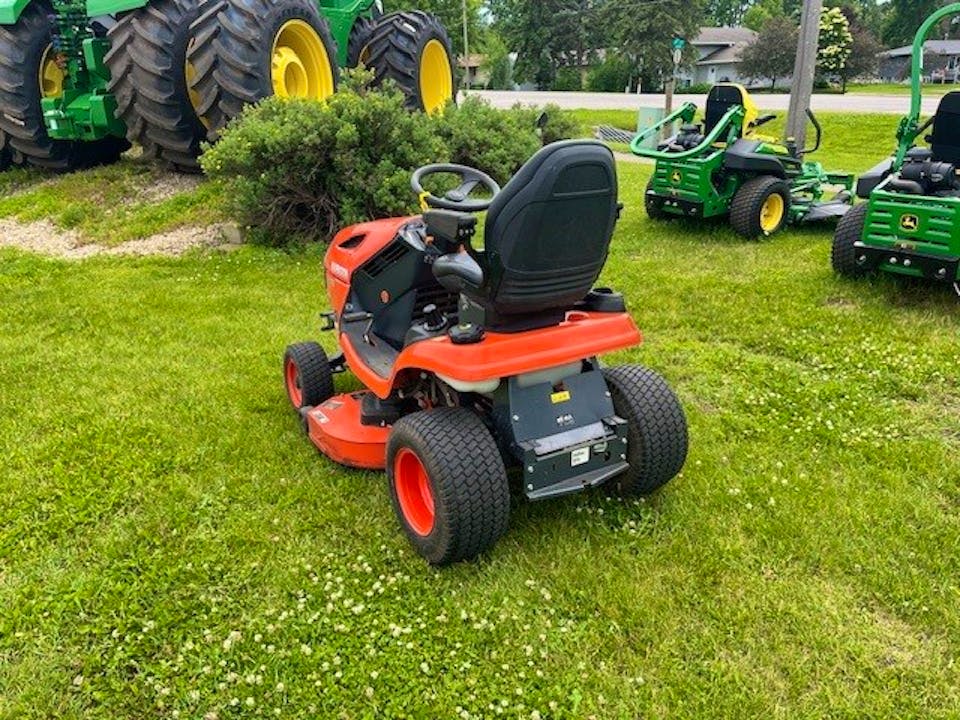 Kubota T2290