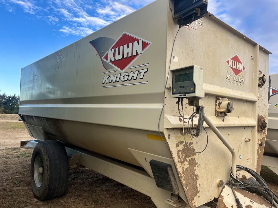 Kuhn Knight RC260
