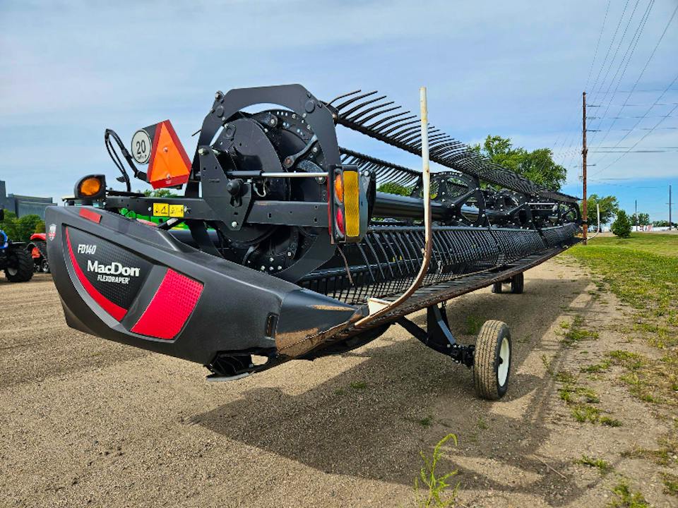 MACDON FD140