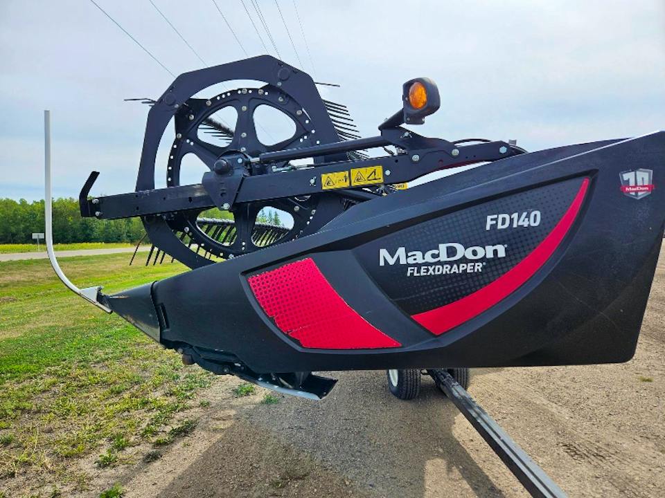 MACDON FD140