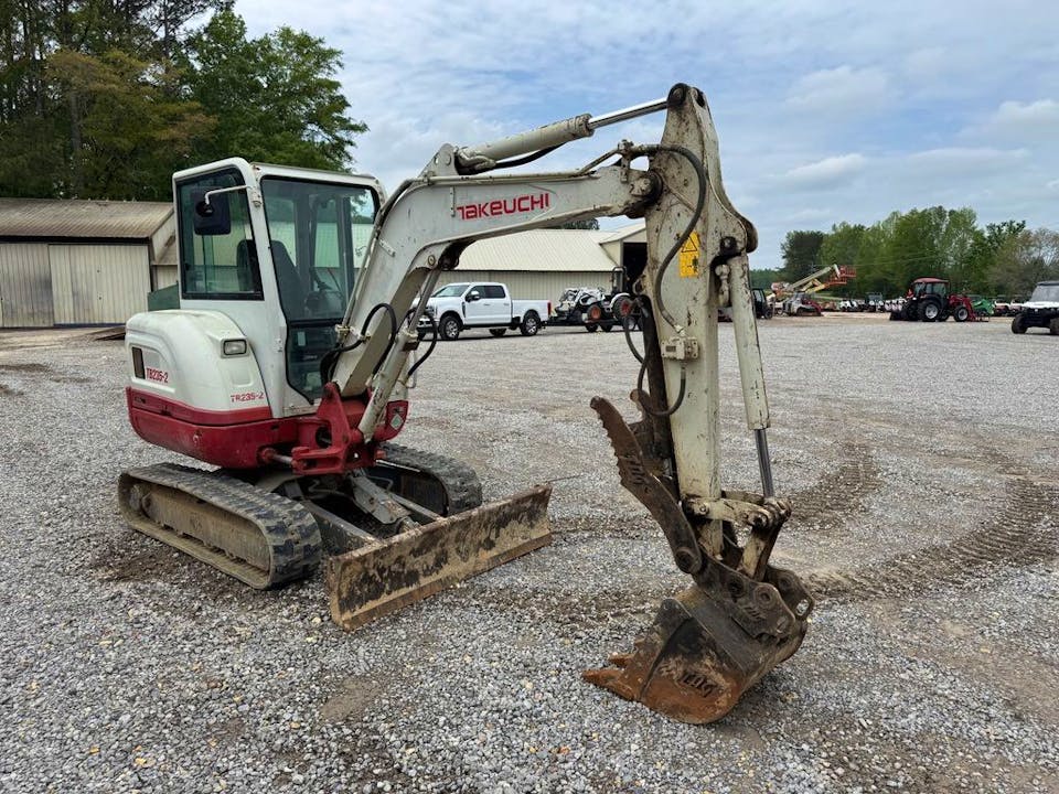 Takeuchi TB235-2