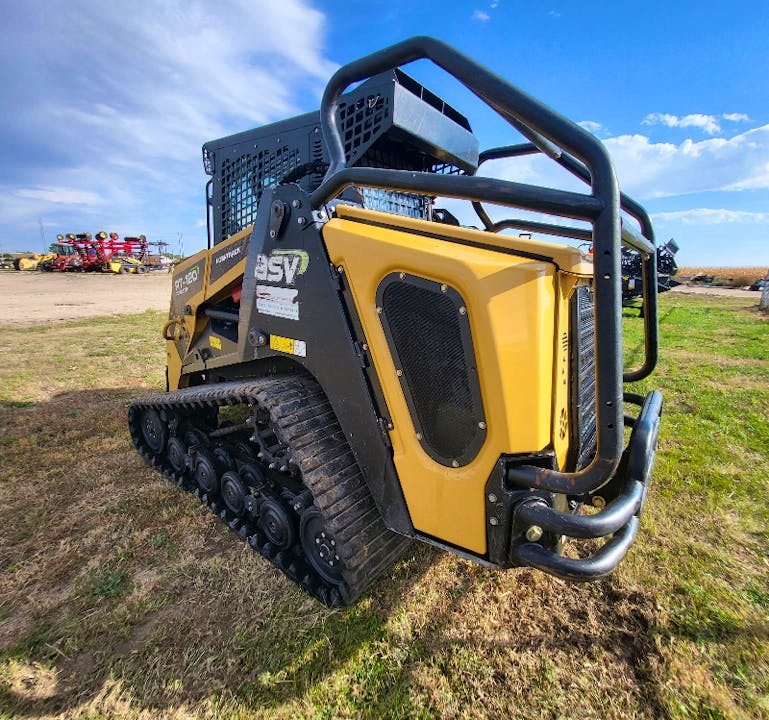 ASV LLC RT120F SKIDTR