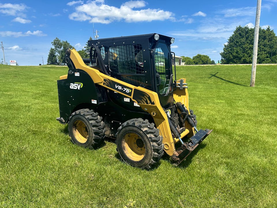 ASV VS-75