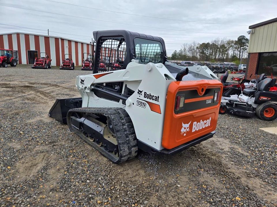 Bobcat T550