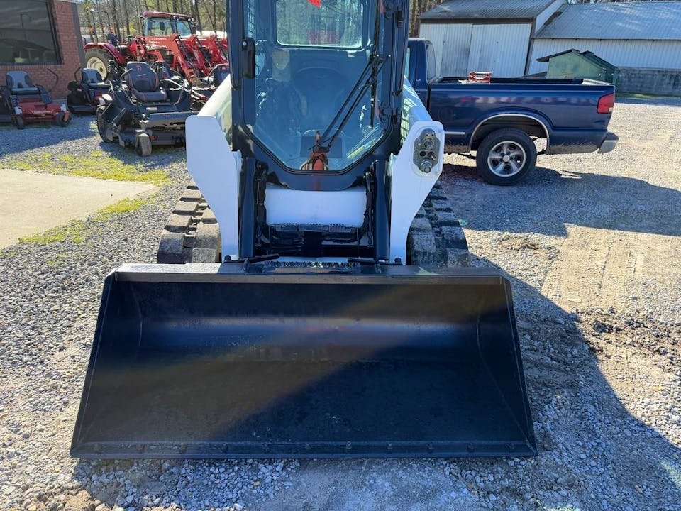 Bobcat T550
