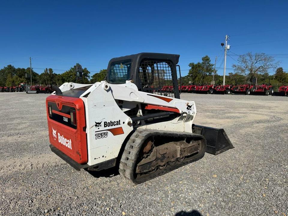 Bobcat T550