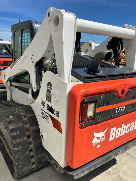 Bobcat T770 (WITH BUCKET)