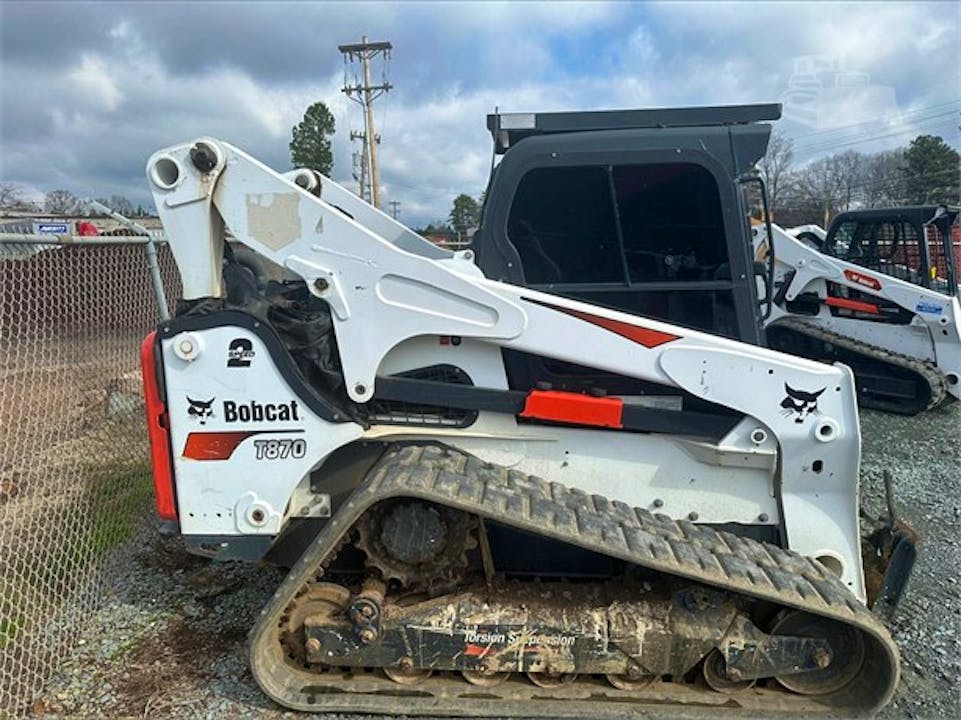 Bobcat T870