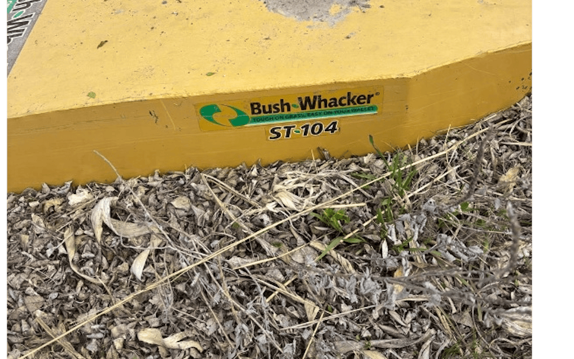 BUSH WHACKER ST104