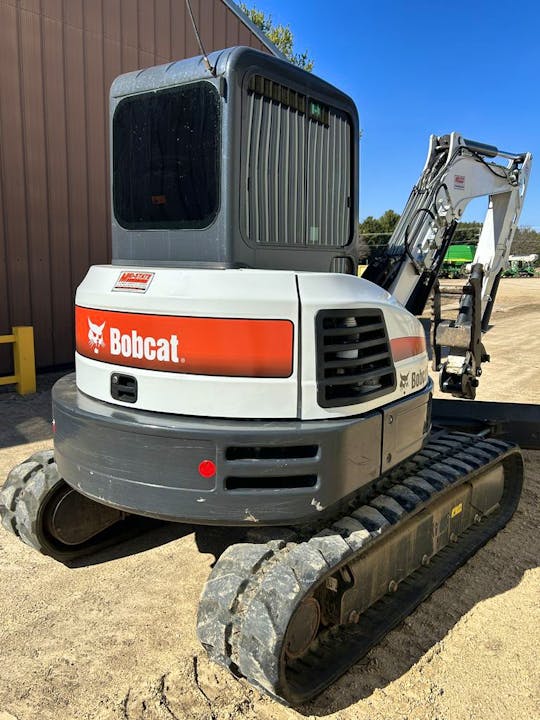 Bobcat E55