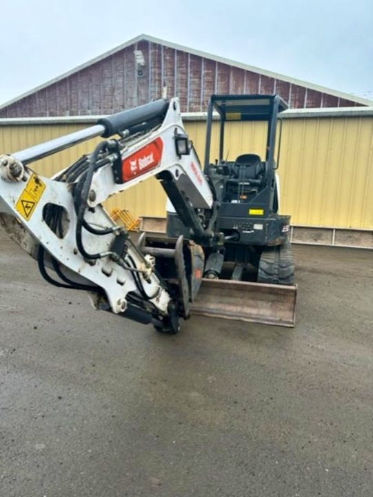 Bobcat E50