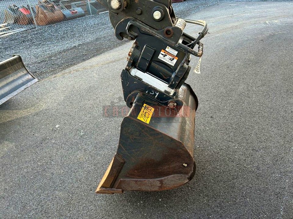 Bobcat PTX4 Power Tilt w/ Grading Bucket