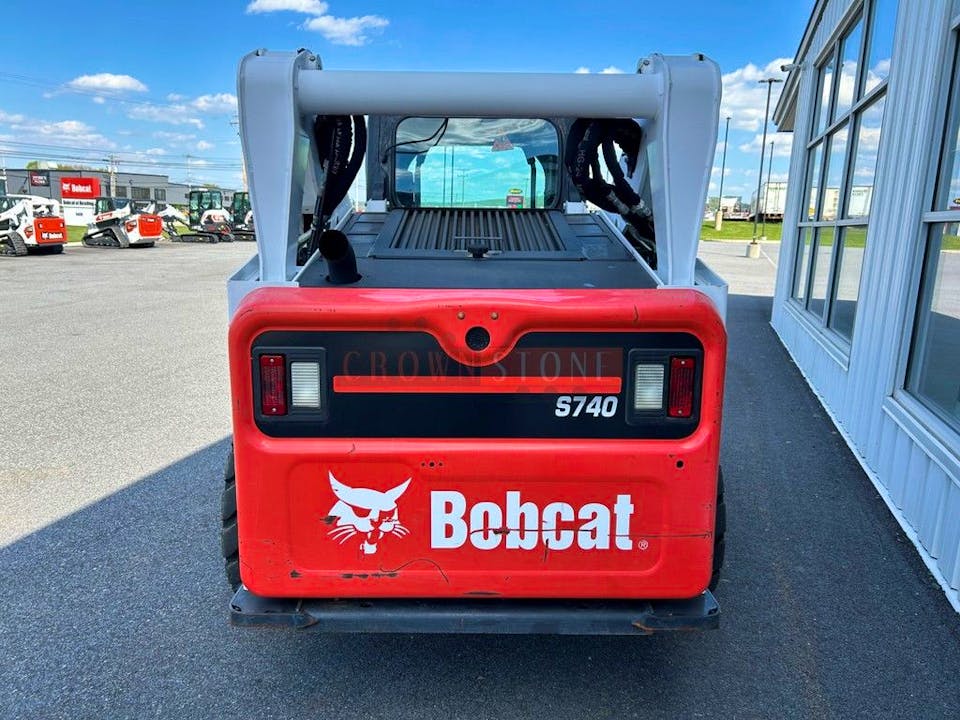Bobcat S740