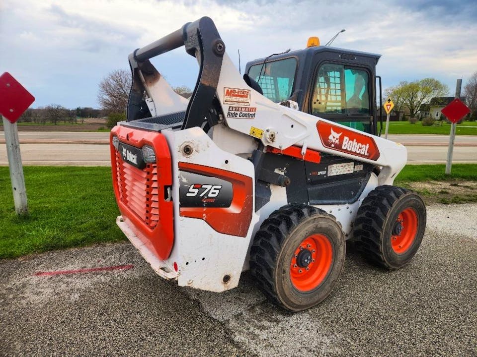 Bobcat S76