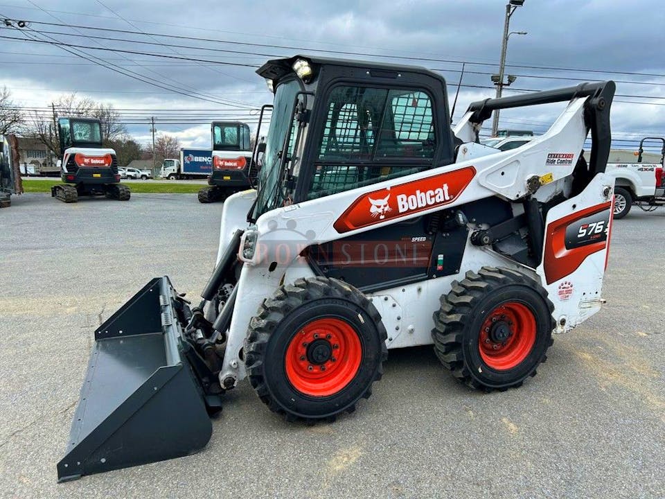 Bobcat S76