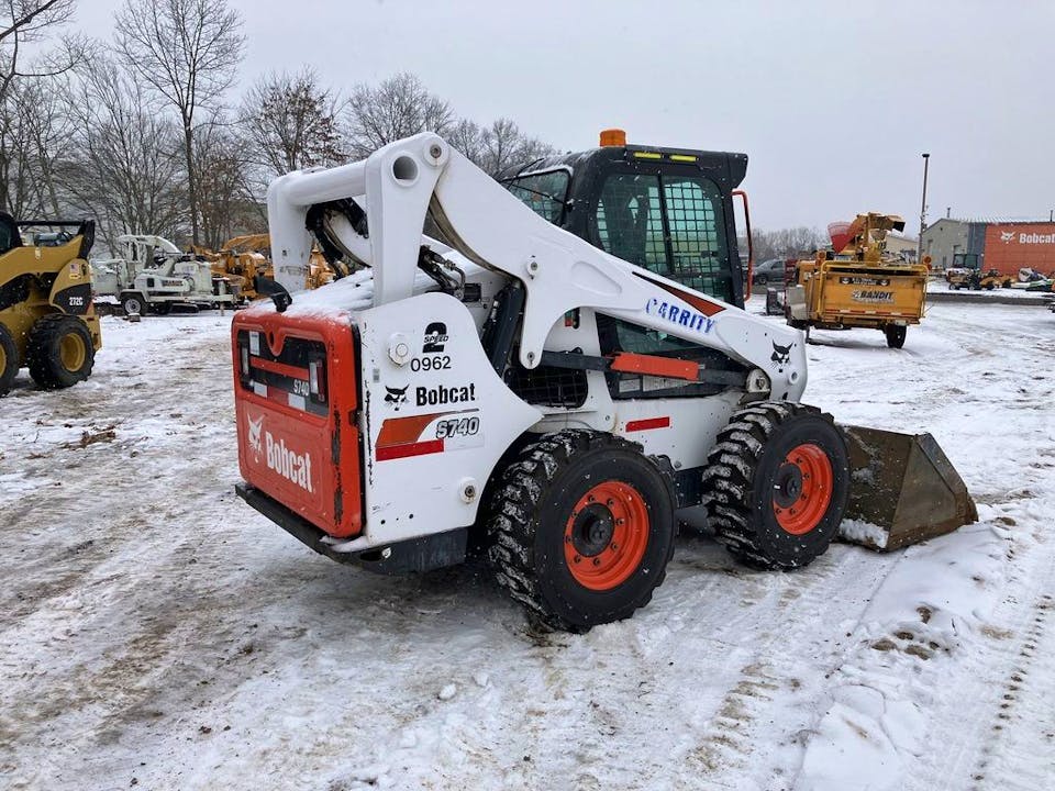 Bobcat S740