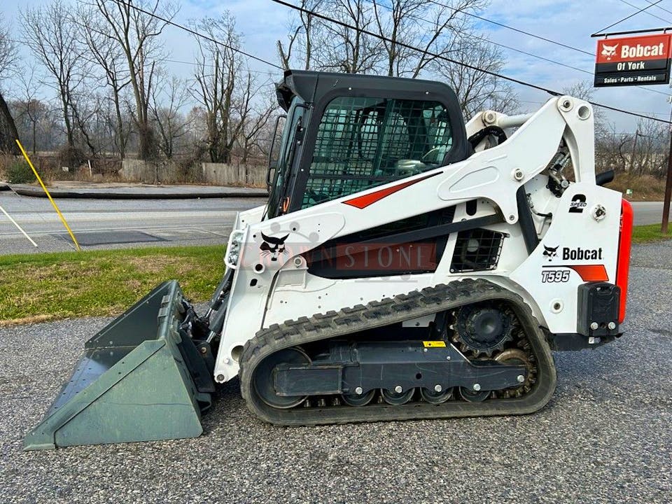 Bobcat T595