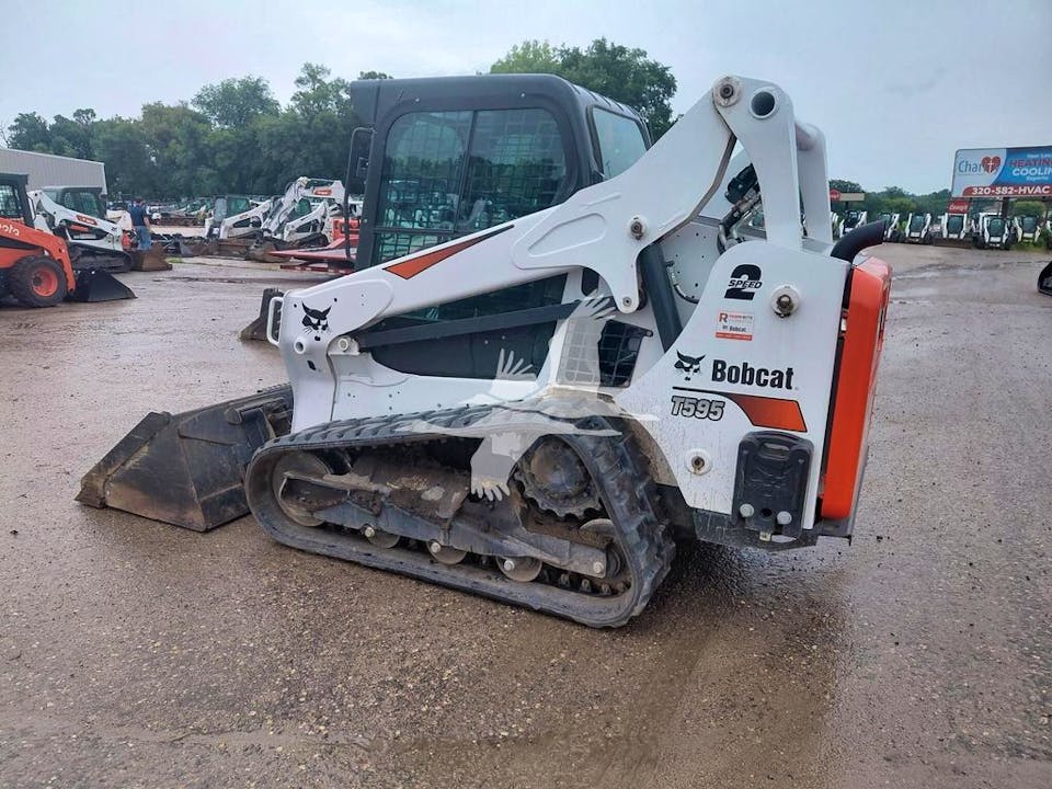 Bobcat T595