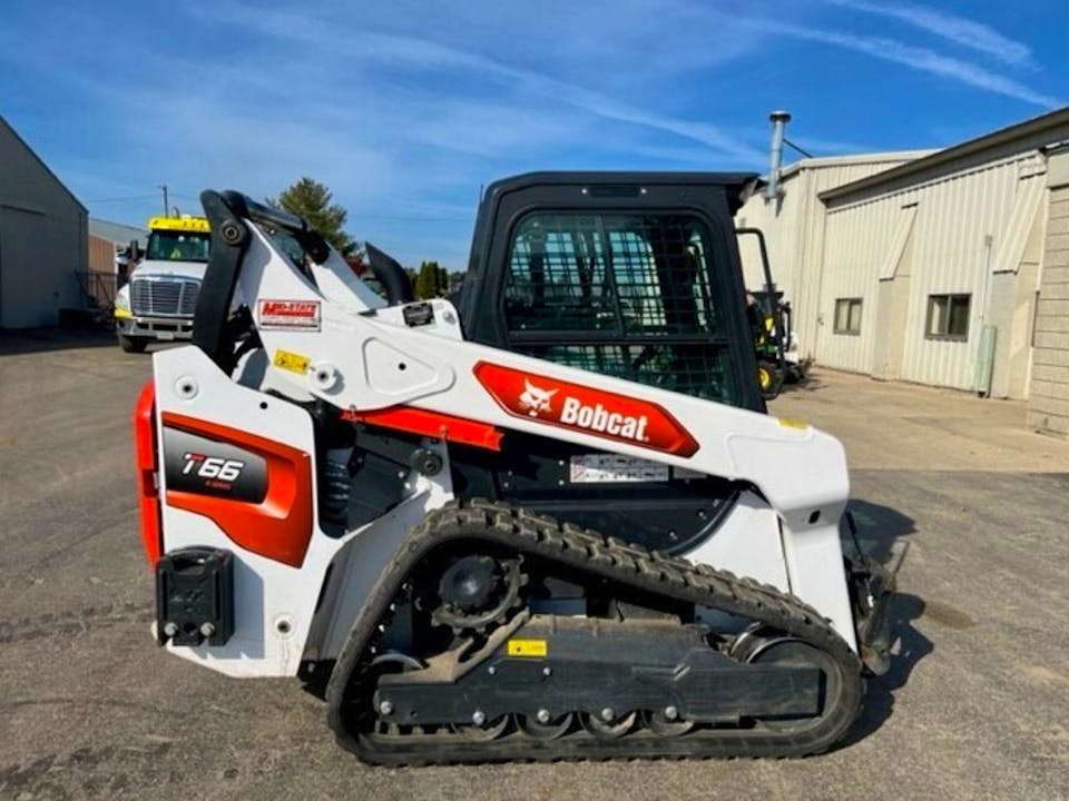 Bobcat T66