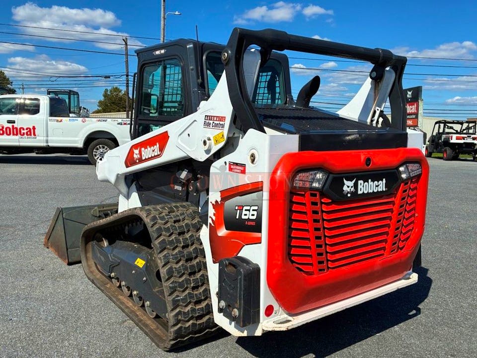 Bobcat T66